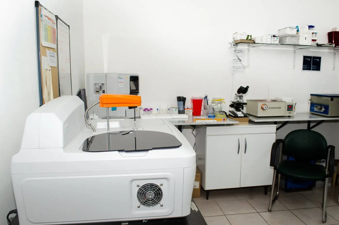 Recepción y sala de espera del laboratorio